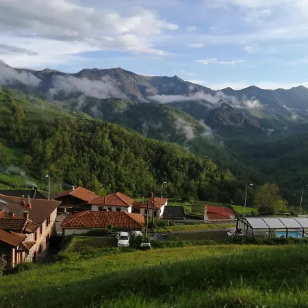 Real Gospodarstwo wiejskie Pajares (Asturias)